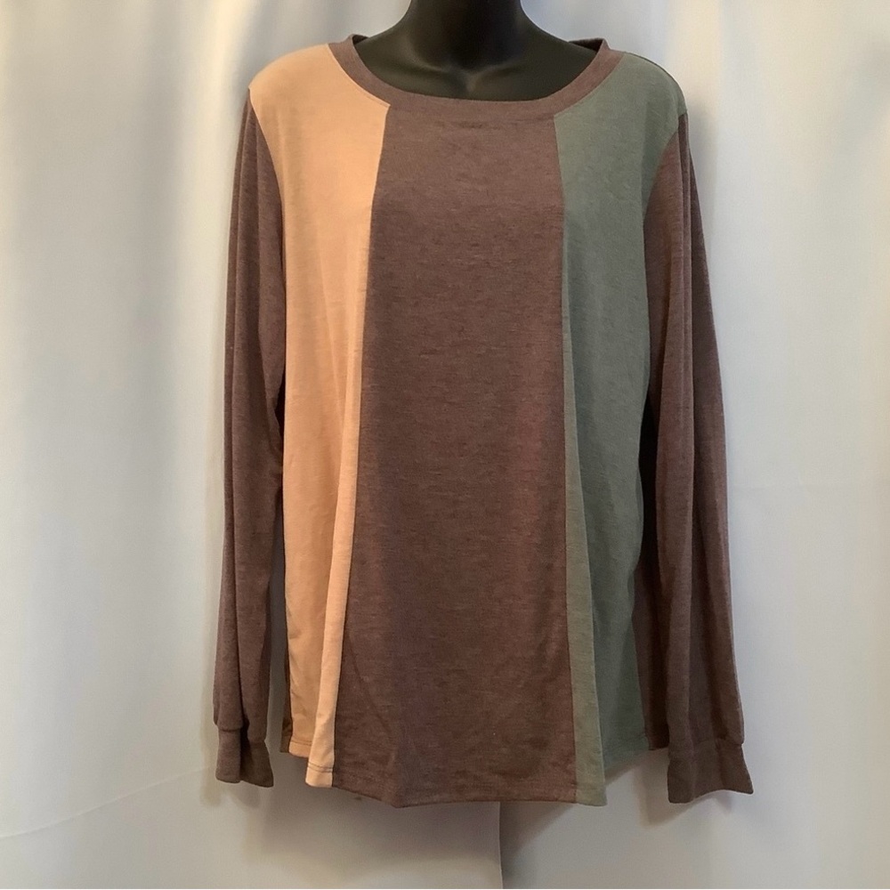 Emerald Sweater Women’s Size Large Knit Loose Fit